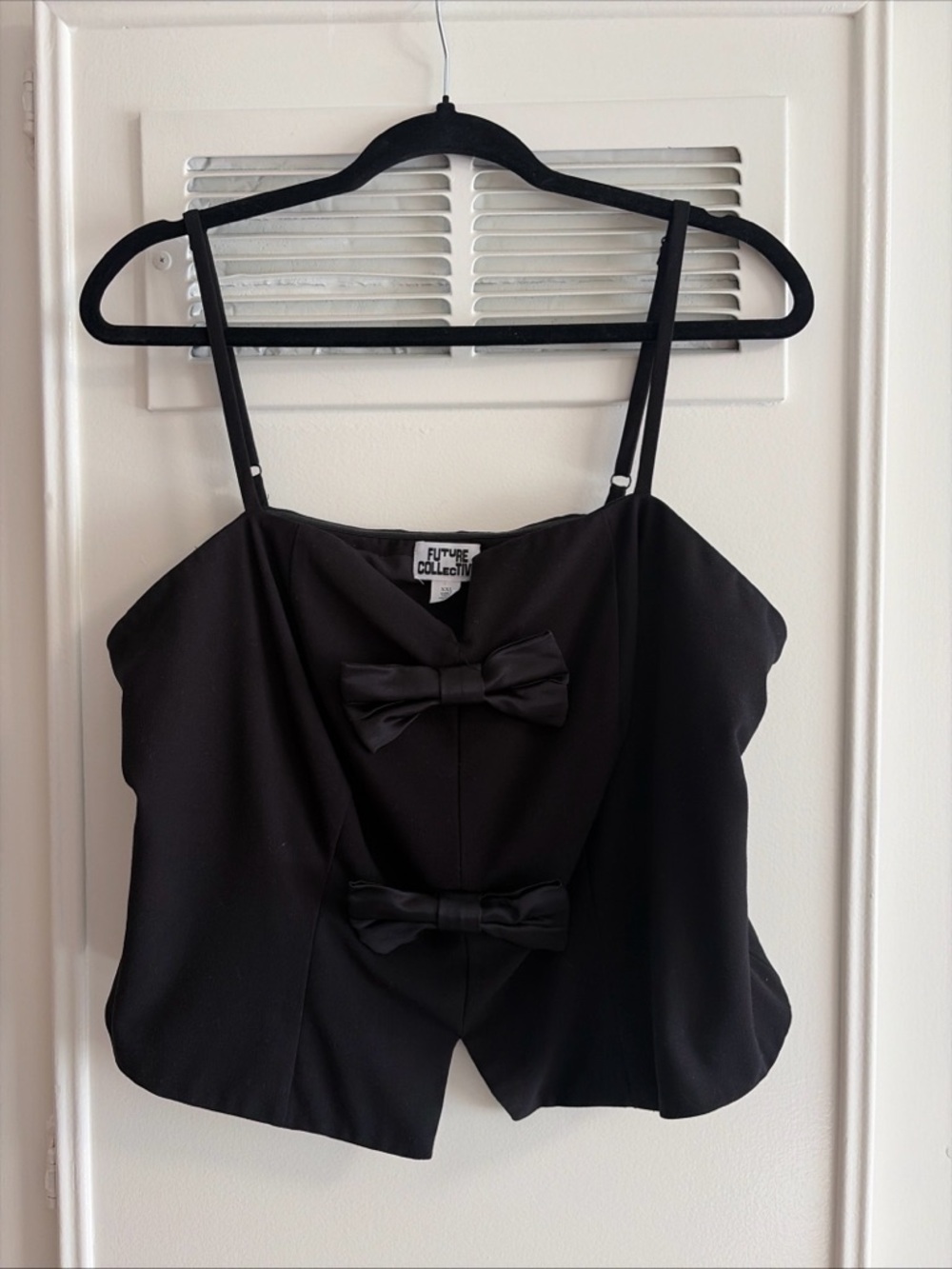 Future Collective Black Bow-Front Cami Tank Top Blouse Cropped XXL Solid